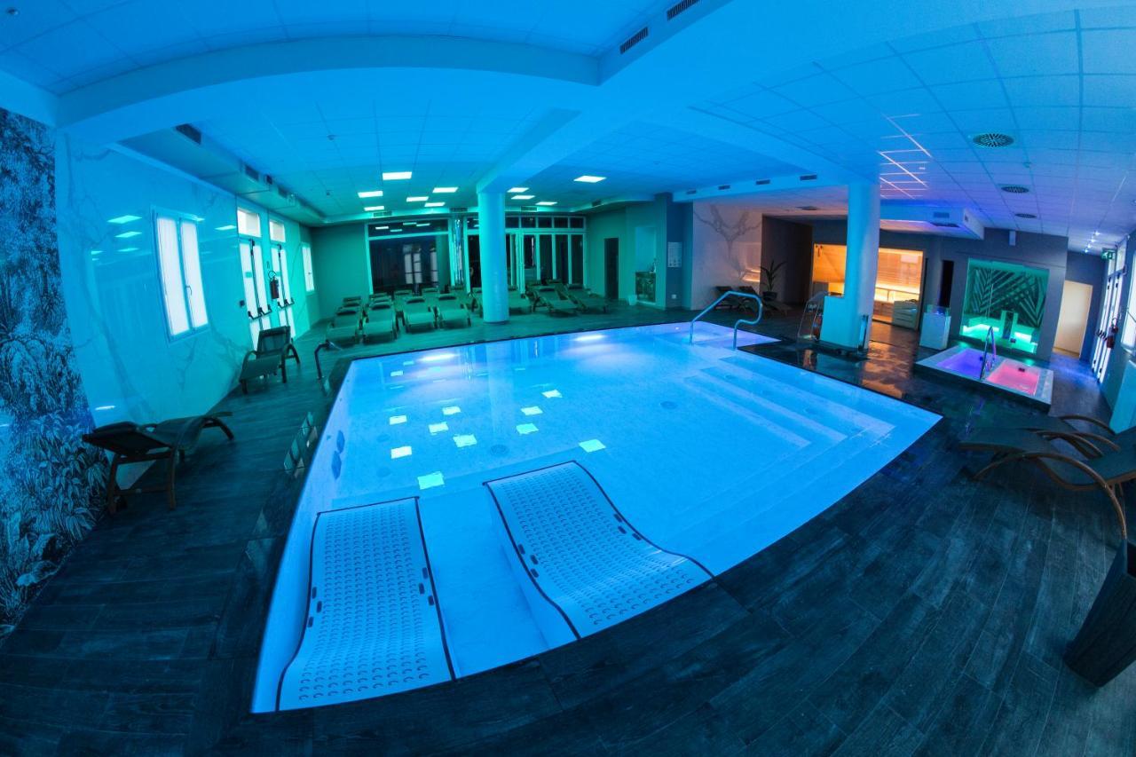 Hotel Formula & Puravita Spa Розолина Экстерьер фото